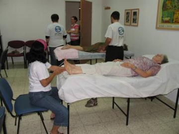 תמונות מטיפולים בעמותת 'עמך' לניצולי שואה בבאר-שבע