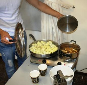 הציצו לסדנת בישול בקורס תזונה איורוודית